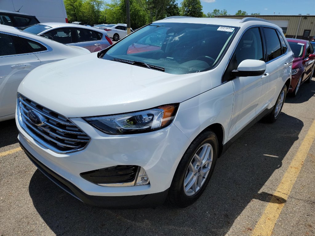 2021 Ford Edge SEL's photo