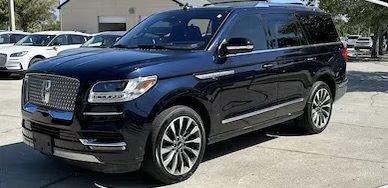 2022 Lincoln Navigator Reserve's photo